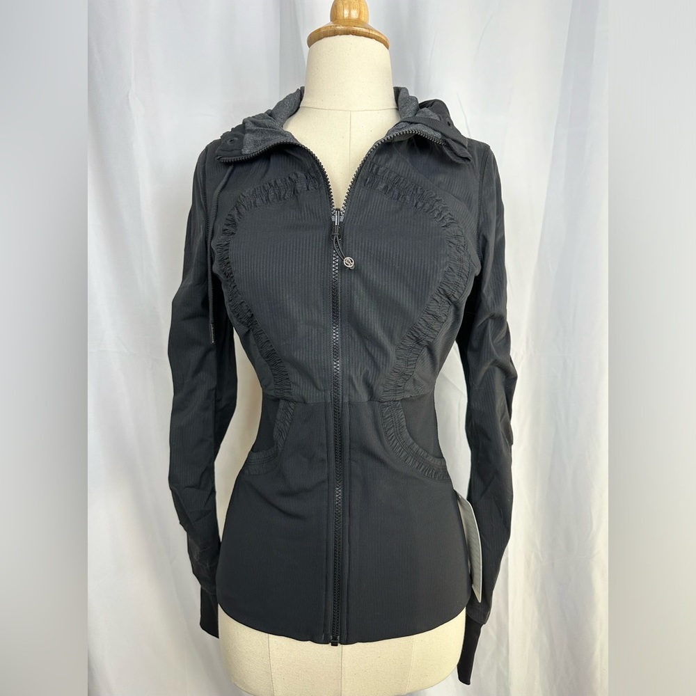 NWT Lululemon Black Dance Studio Jacket III Sz 6